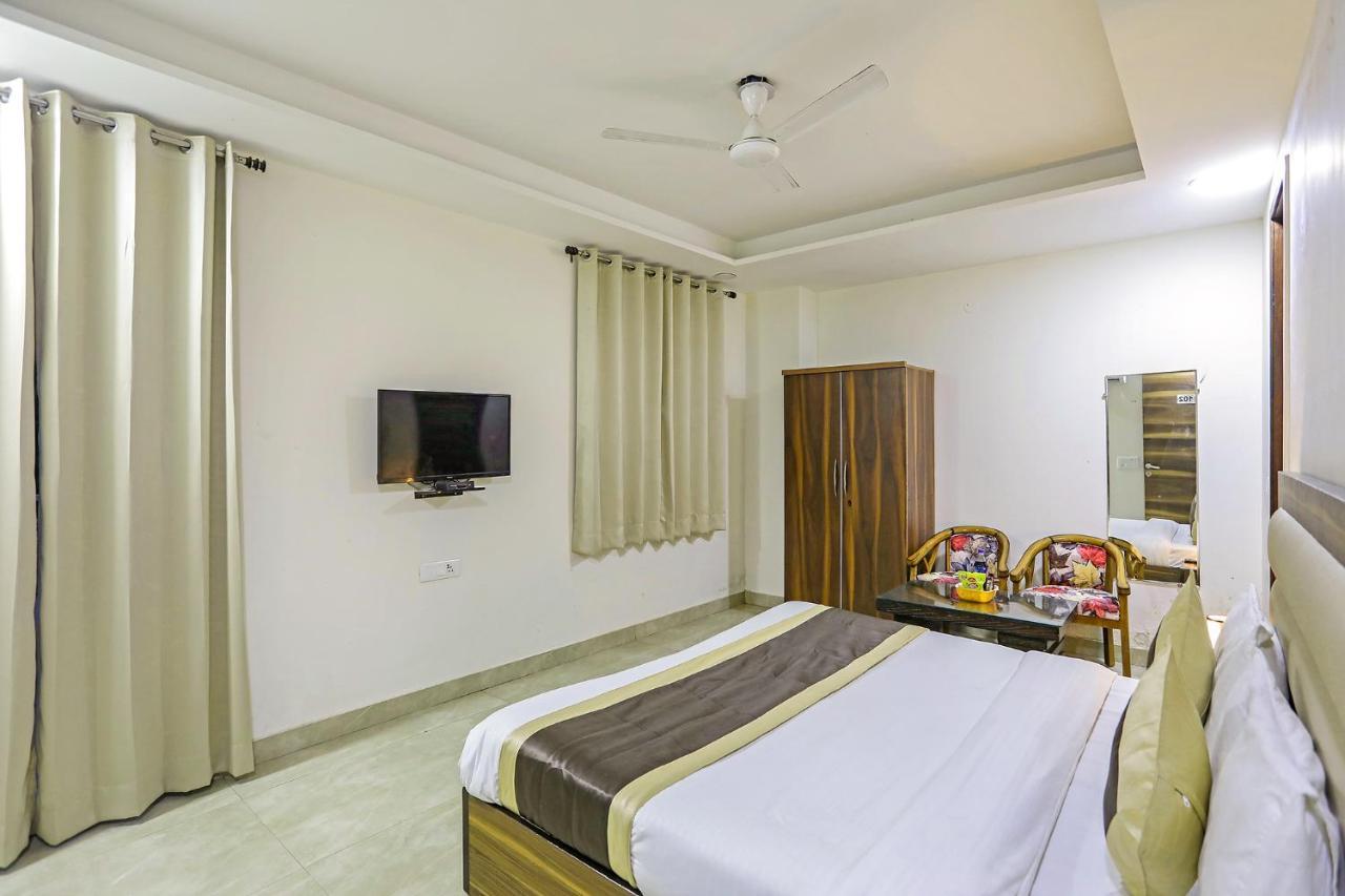 Fabhotel White House Bnb - Nr Yashobhoomi Convention Centre Delhi Zewnętrze zdjęcie