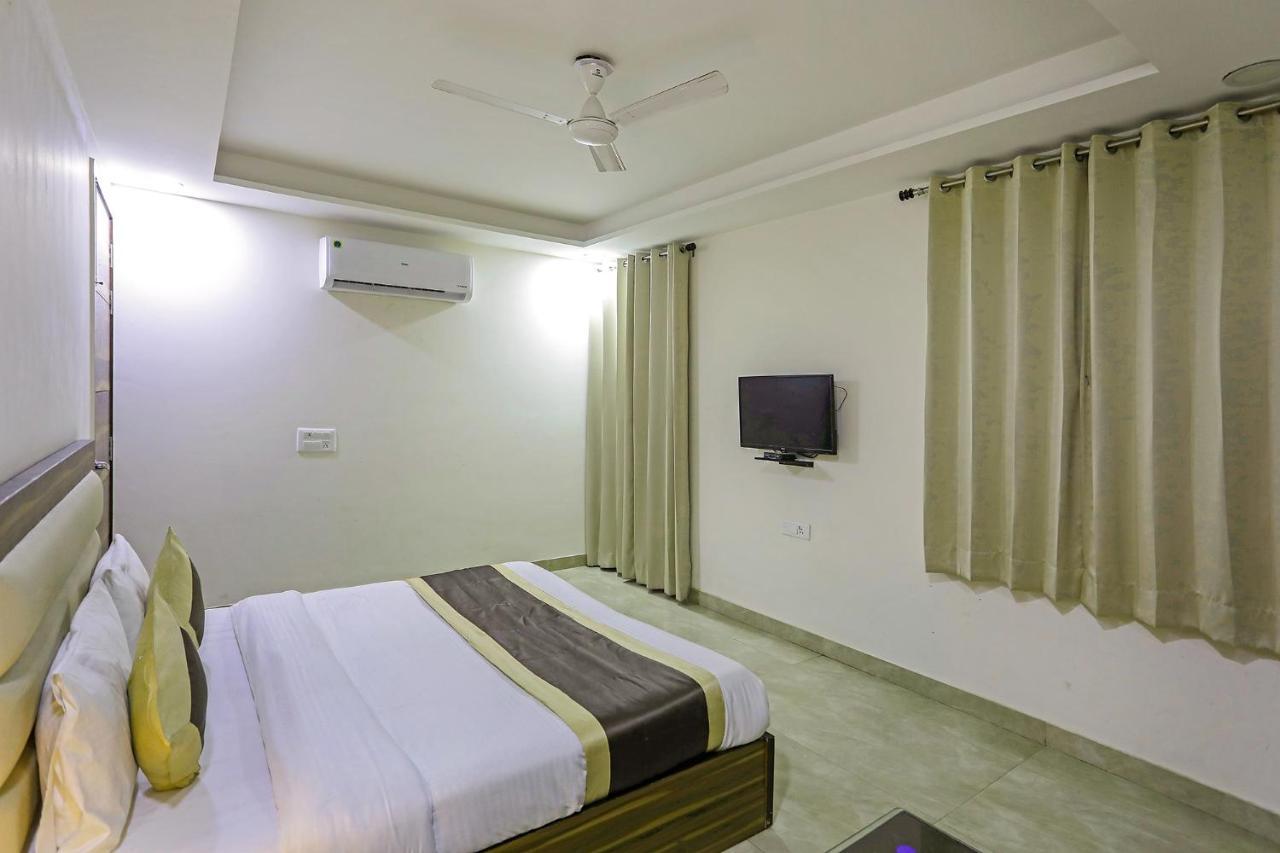 Fabhotel White House Bnb - Nr Yashobhoomi Convention Centre Delhi Zewnętrze zdjęcie