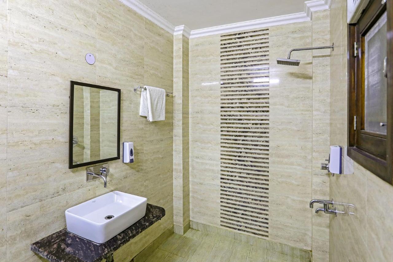 Fabhotel White House Bnb - Nr Yashobhoomi Convention Centre Delhi Zewnętrze zdjęcie